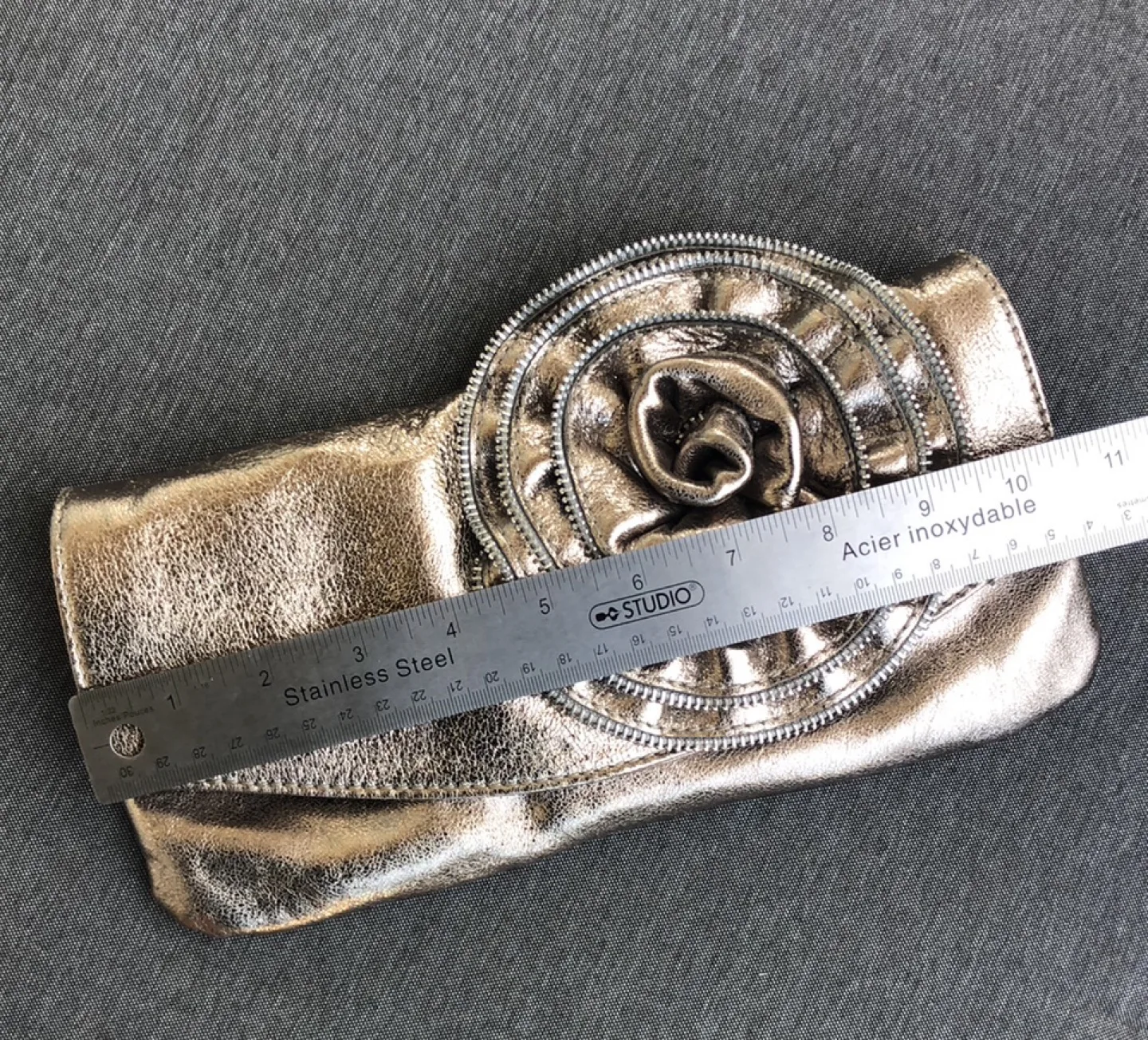 Metallic Leather Rose  Clutch image indicator(7)