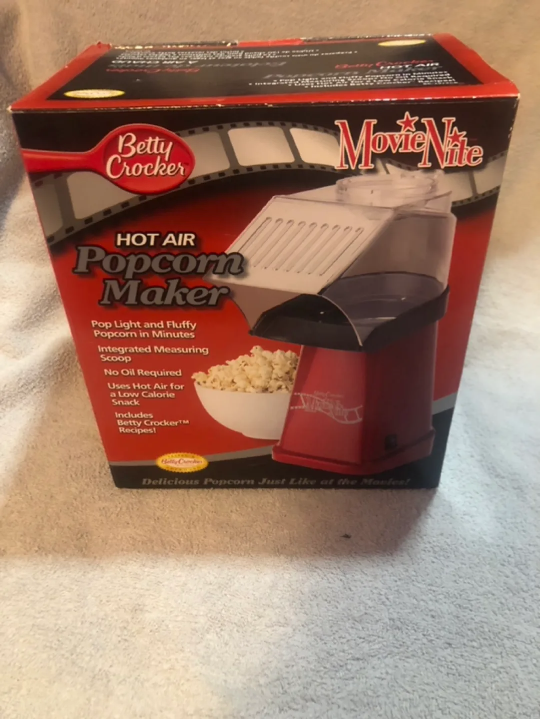 Betty Crocker Movie Night Hot Air Popcorn Maker image indicator(2)