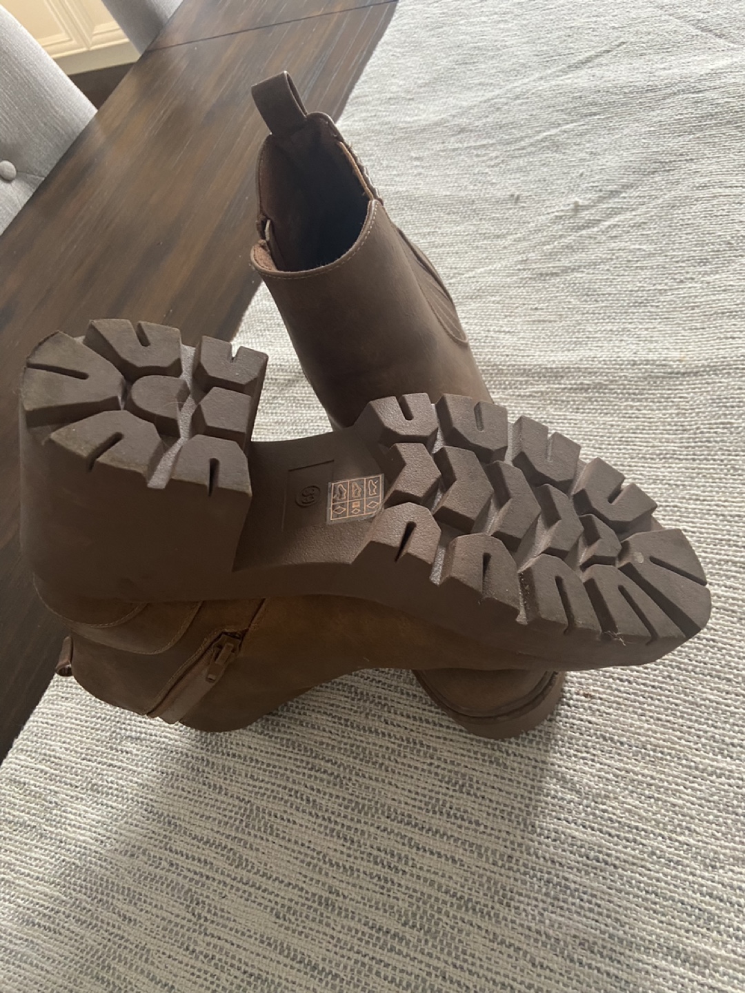Brown Chunky Heel Ankle Boots - photo 2