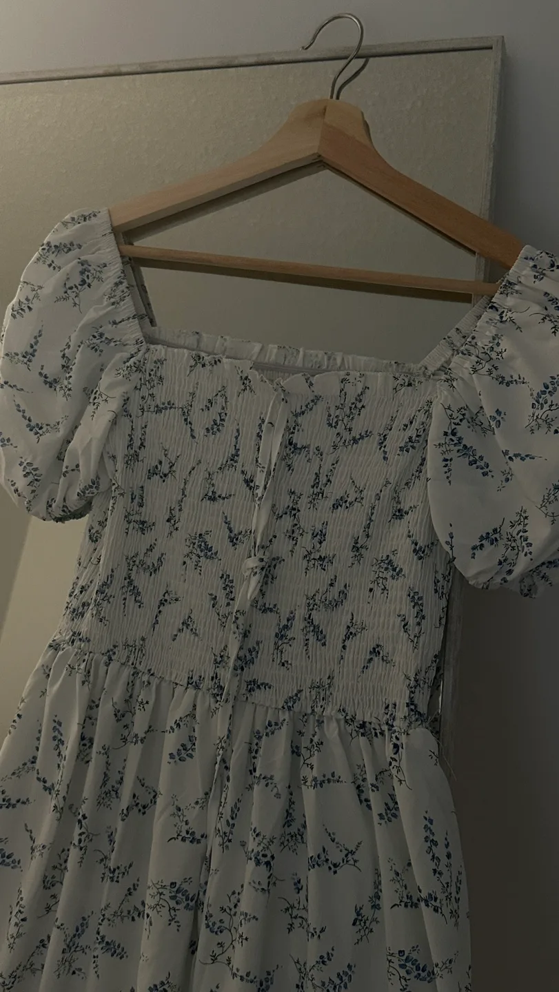Sundress - worn once image indicator(4)