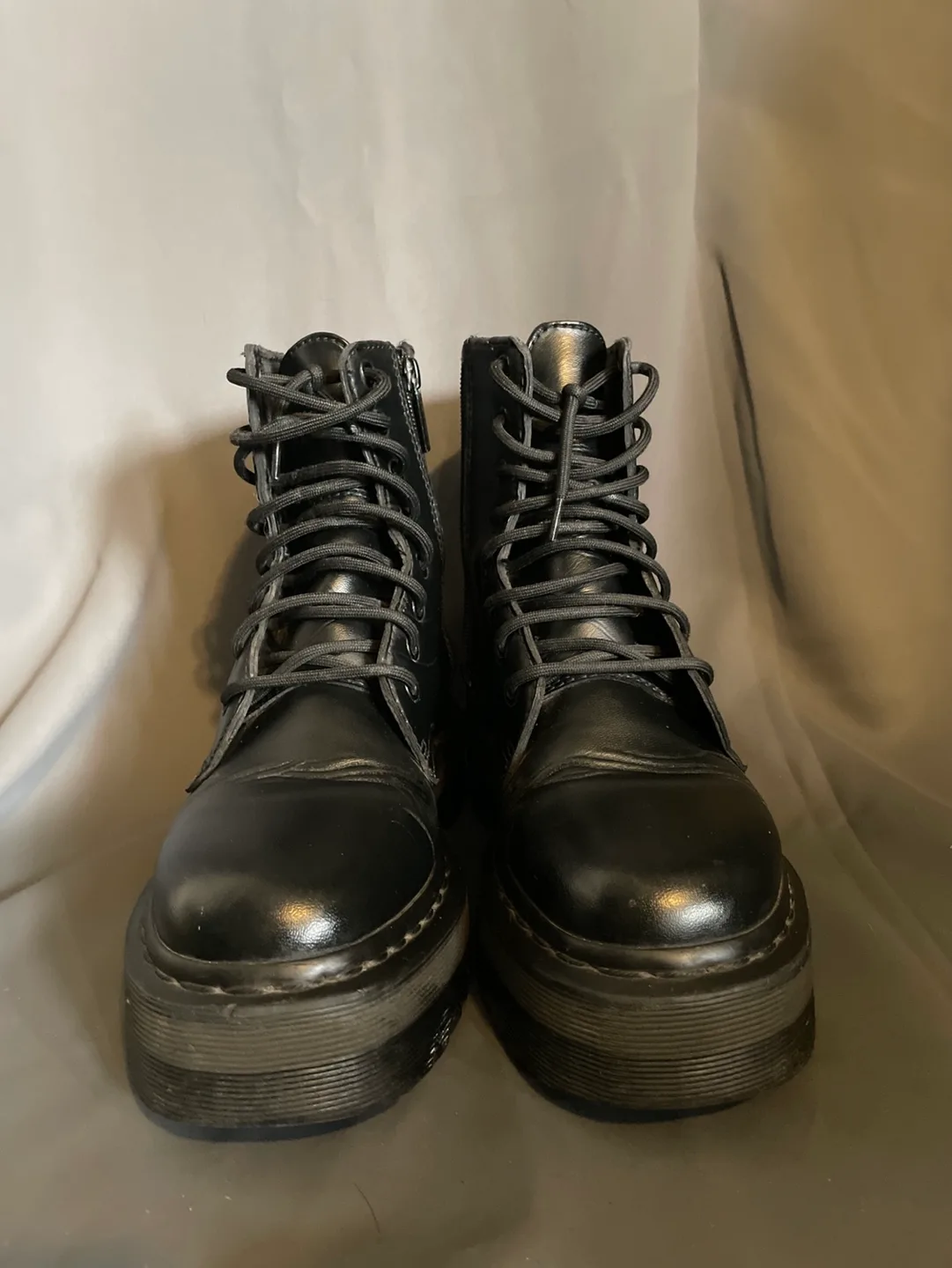 Dr. Martens Vegan Leather Platform Boots 🇨🇦 image indicator(2)