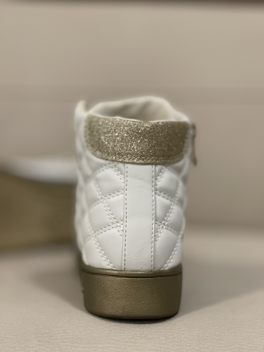 Guess Women's White Quilted High-Top Sneakers - photo 4