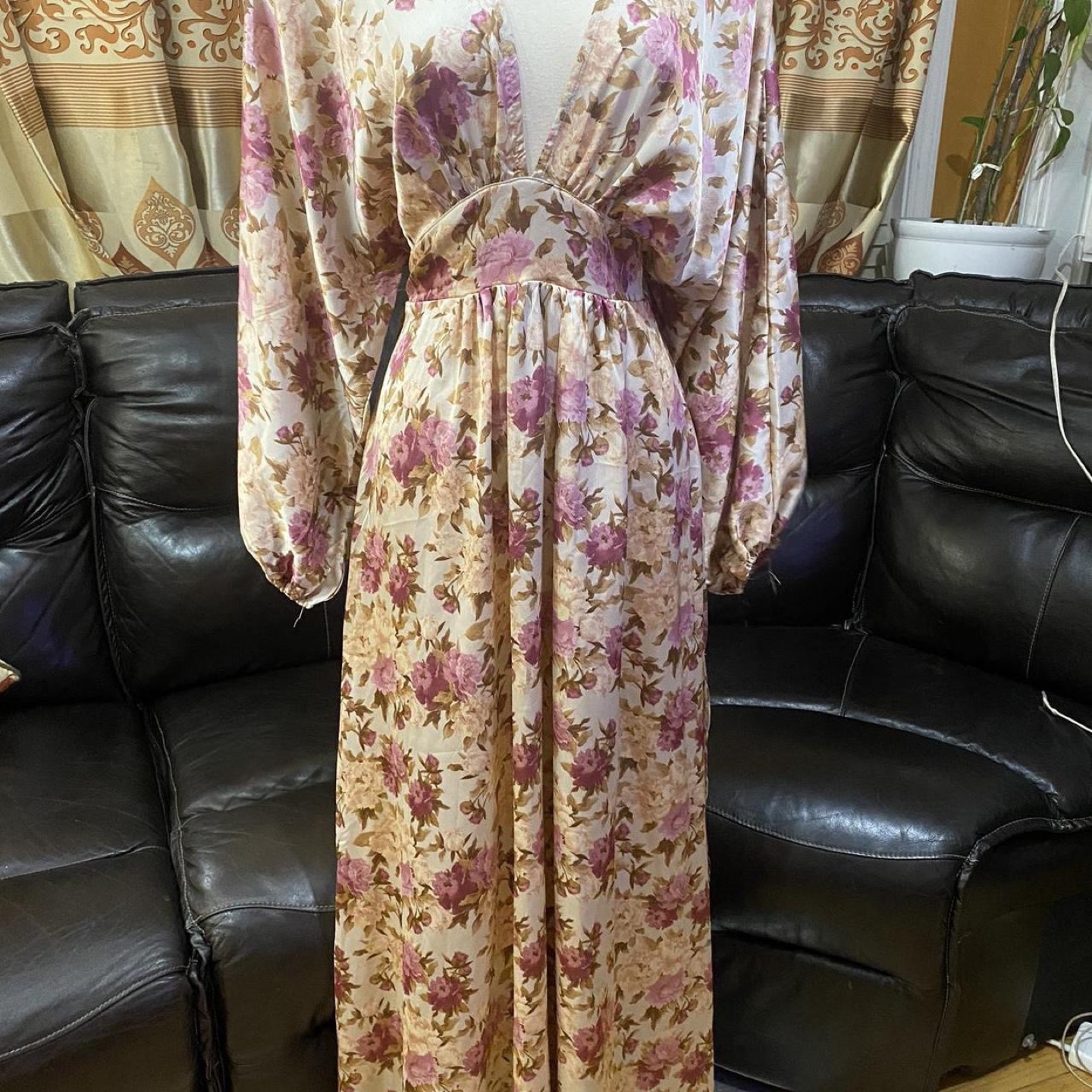 Aakaa Anthropolgie Long Sleeve V neck Floral Dress