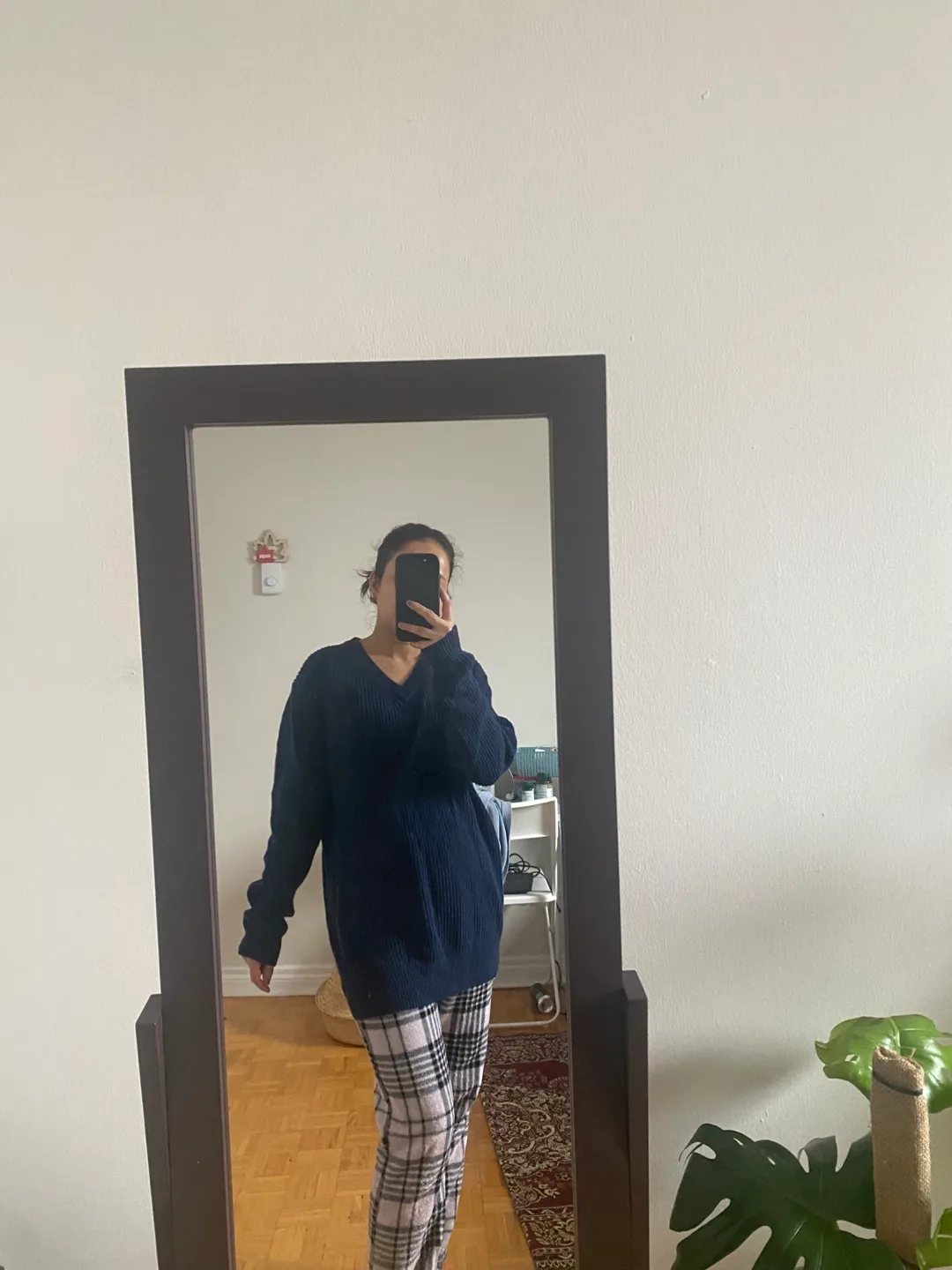 The Best Jeans V-Neck Knit Sweater image indicator(2)