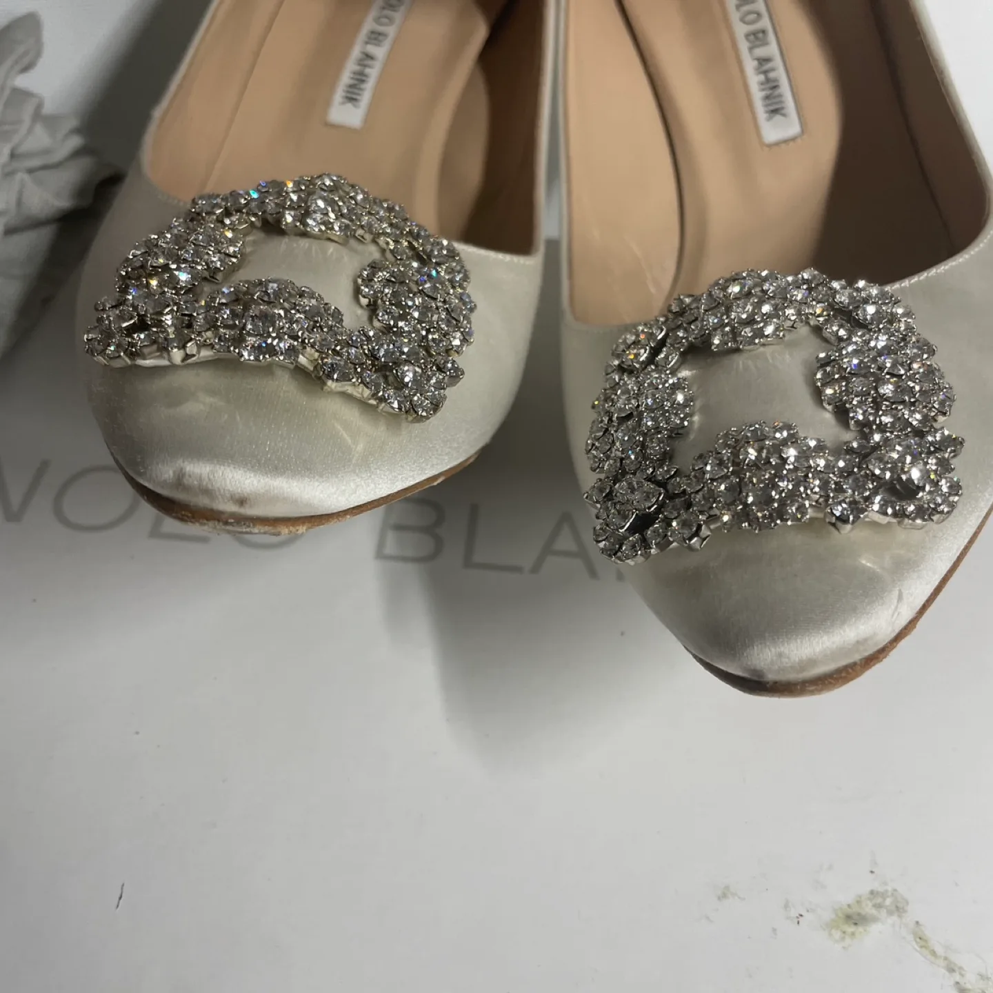 Manolo Blahnik Hangisi 90 (size 38) image indicator(8)