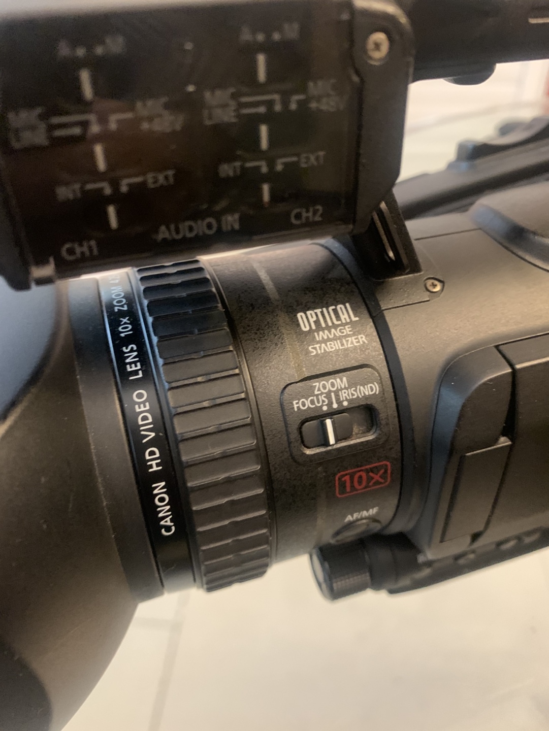 Canon XF100 HD Professional Camcorder - photo 3
