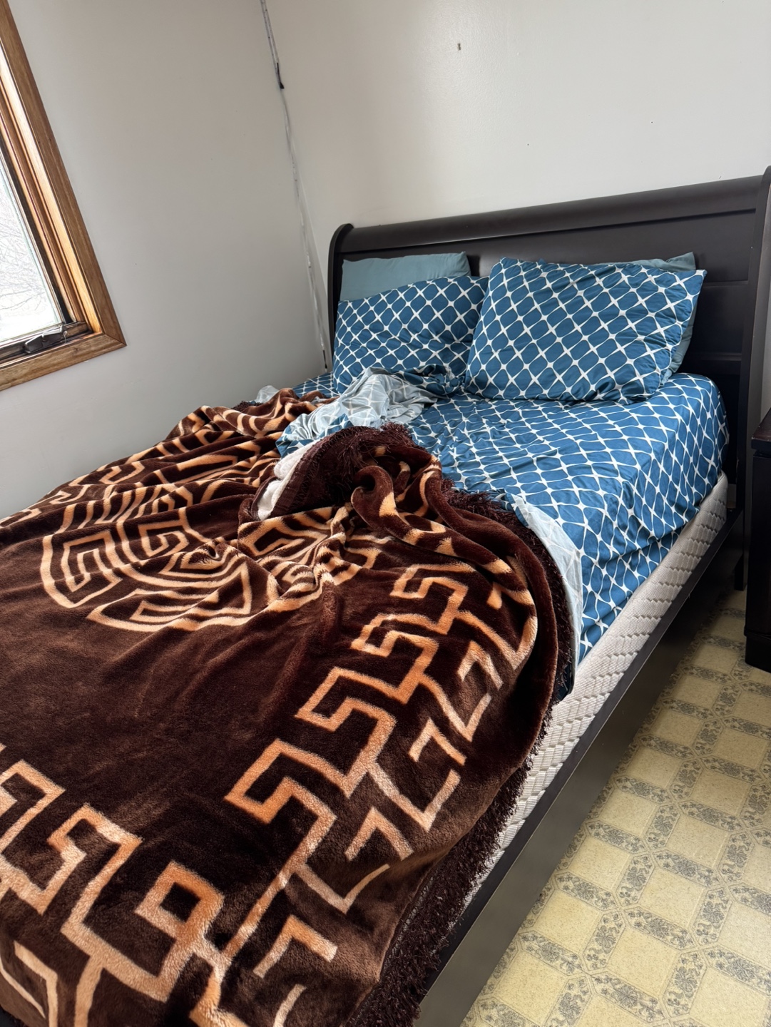 Queen bed frame, spring box and mattress