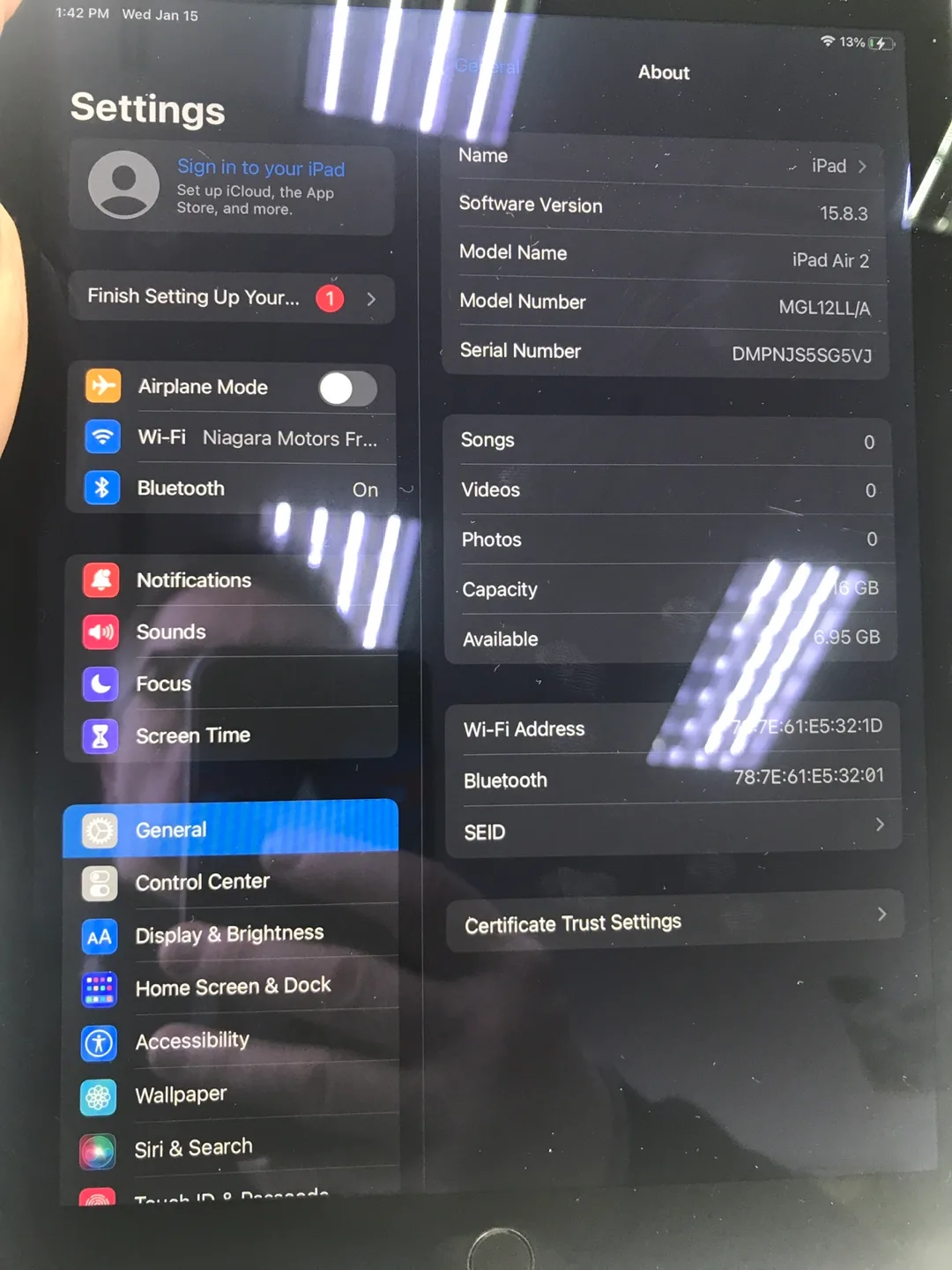 iPad Air 2 - 16GB image indicator(2)