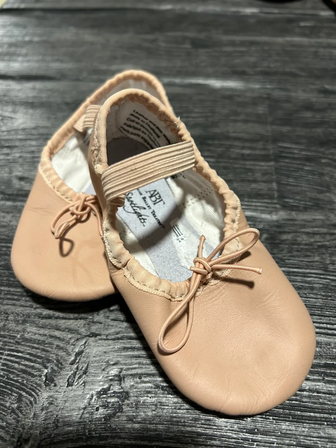 American Ballet Theatre Girls' Leather Ballet Shoes thumbnail