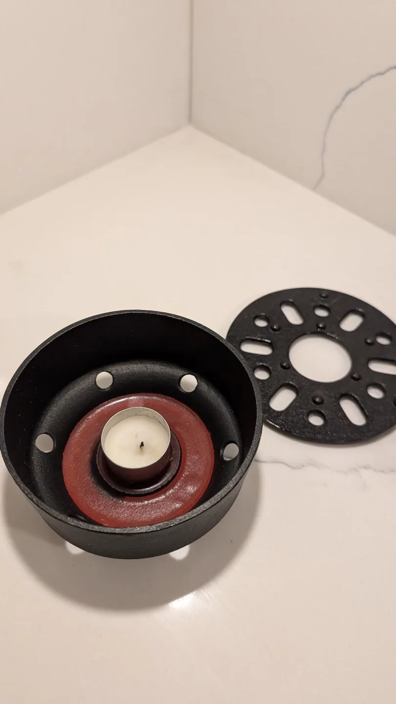 Cast Iron Teapot with Warmer image indicator(5)