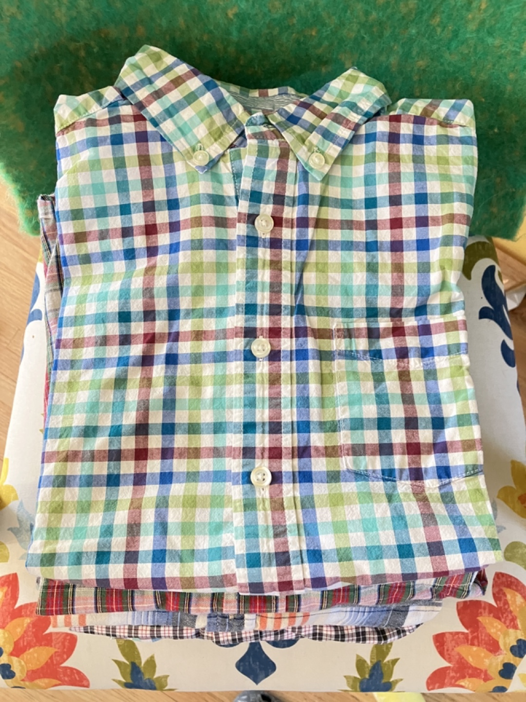 Bundle of 7 Boys' Size Large/10 Button-Down Shirts - photo 2