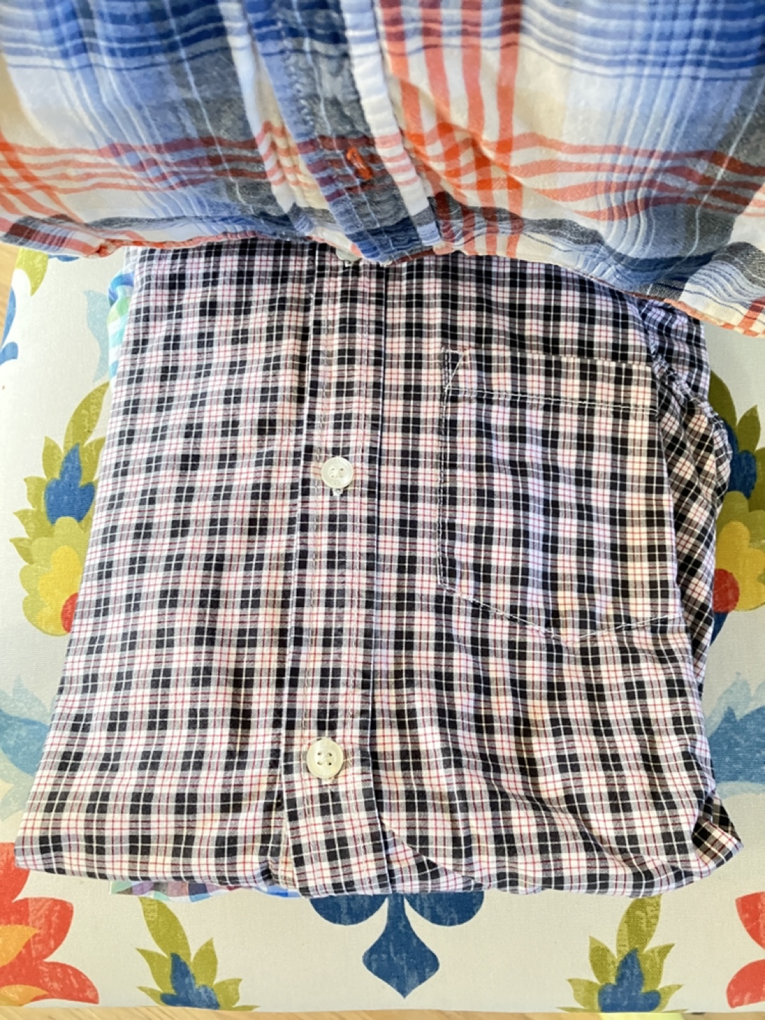 Bundle of 7 Boys' Size Large/10 Button-Down Shirts - photo 4