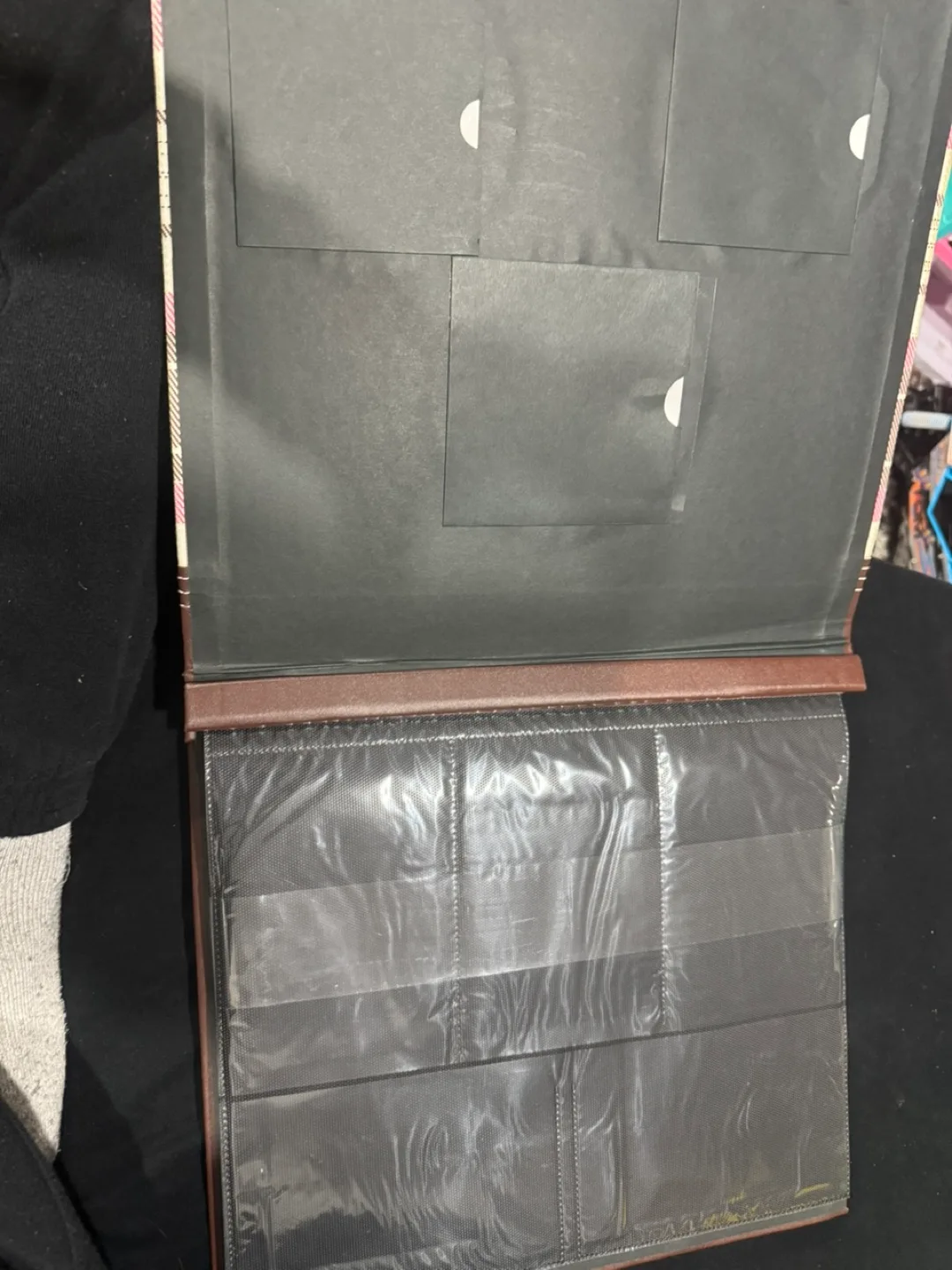 Photo Album with Plaid Cover and Plastic Sleeves image indicator(5)