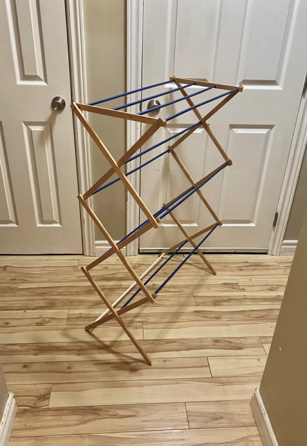 Clothes Drying Rack thumbnail