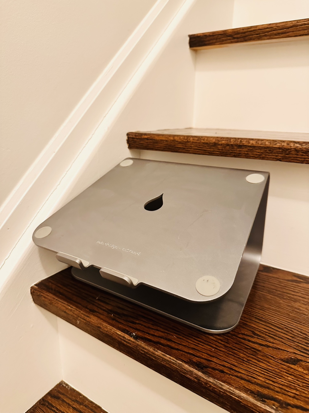 Rain Design Laptop Stand (MacBook)