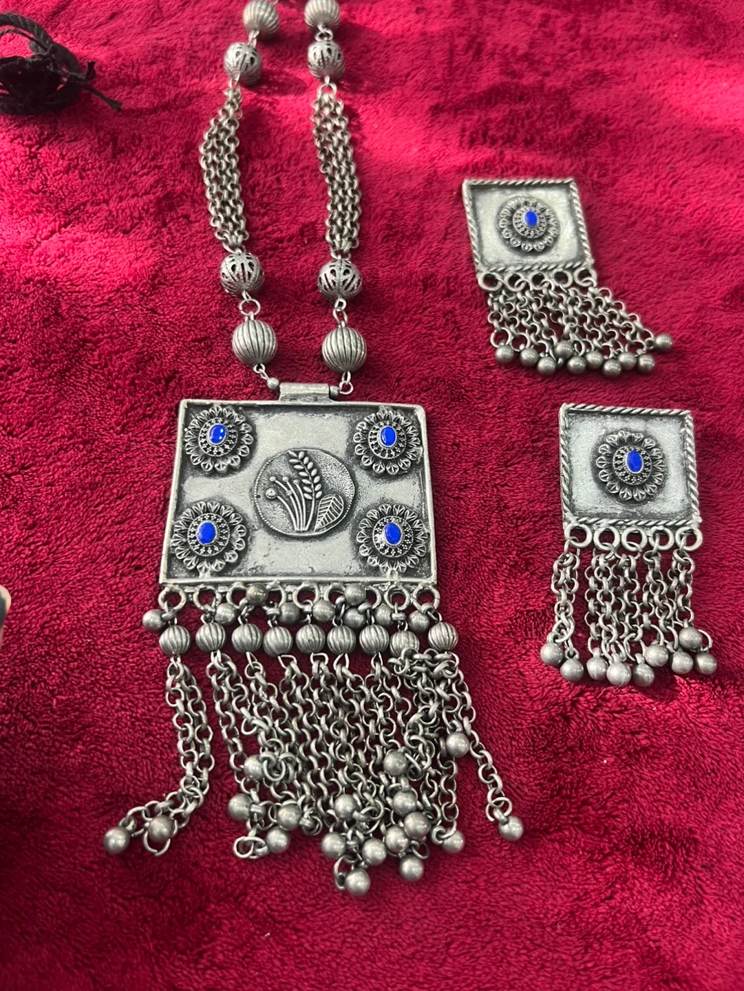 Oxidized Silver Necklace Sets with Earrings image indicator(9)