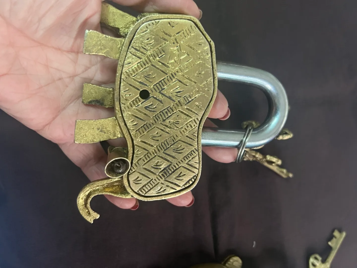 Brass Animal Padlocks with Keys - Lion, Elephant, Turtle image indicator(7)