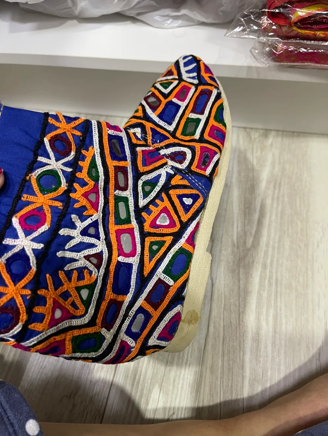 Hand-Embroidered Indian Boots image indicator(4)