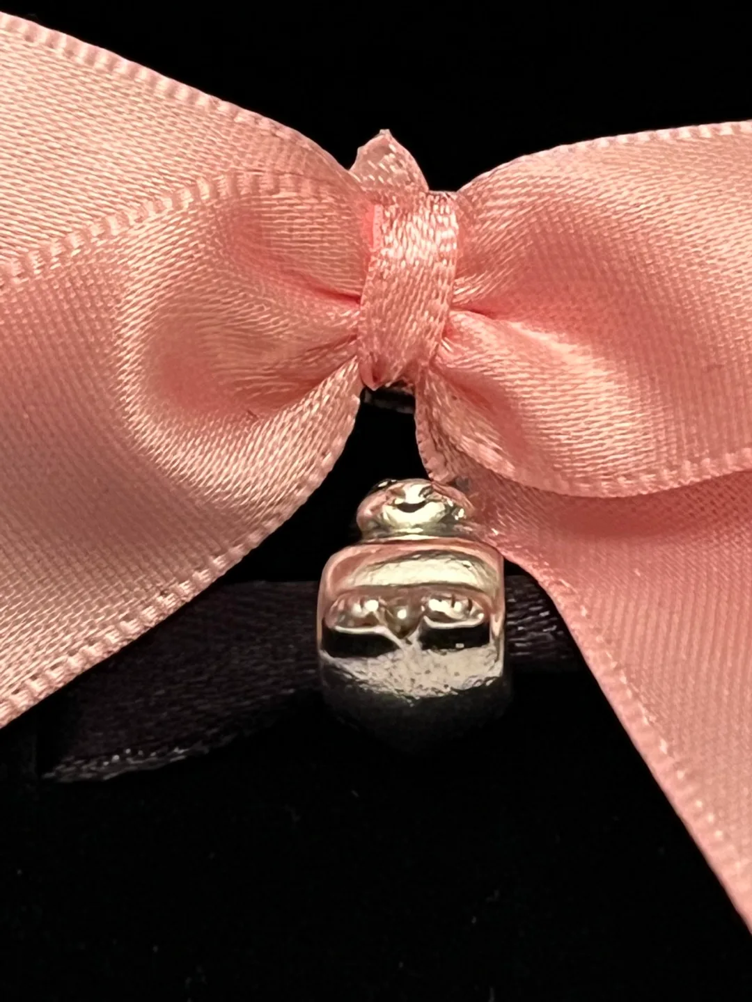 Pandora Bunny Charm image indicator(3)