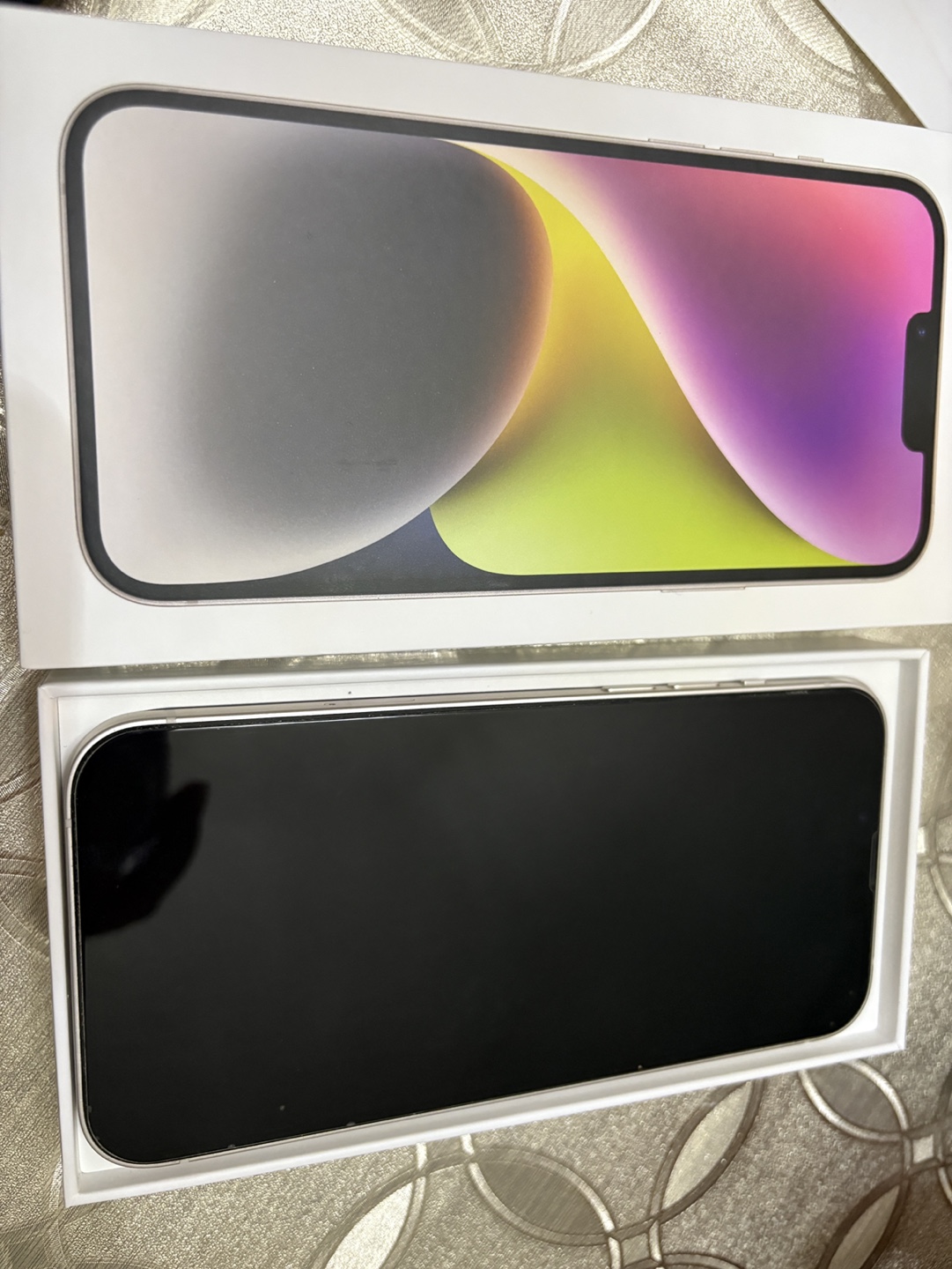 iPhone 14 plus in excellent condition