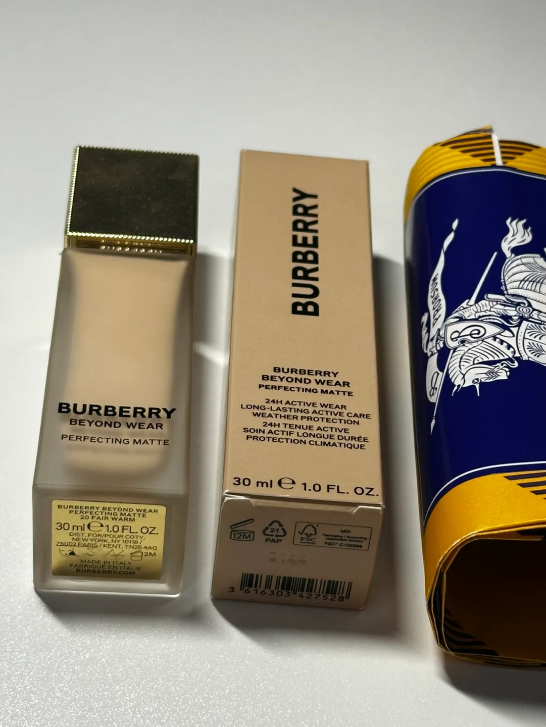 Burberry Beyond Wear Perfecting Matte Foundation image indicator(2)