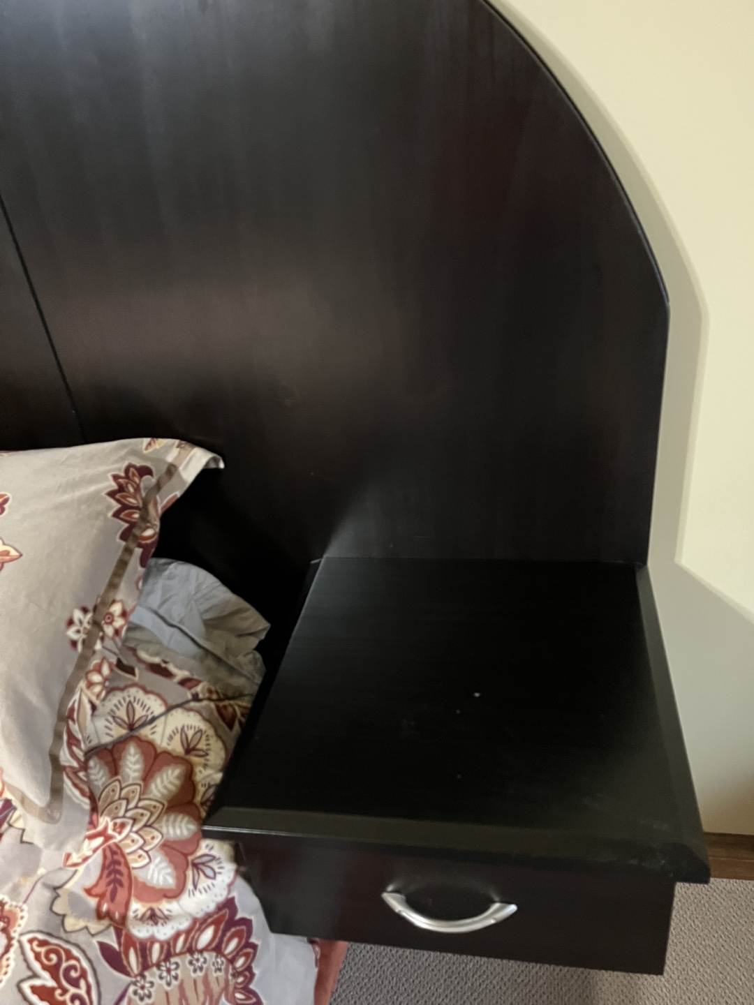 King-size wall mount headboard/nightstands - photo 3