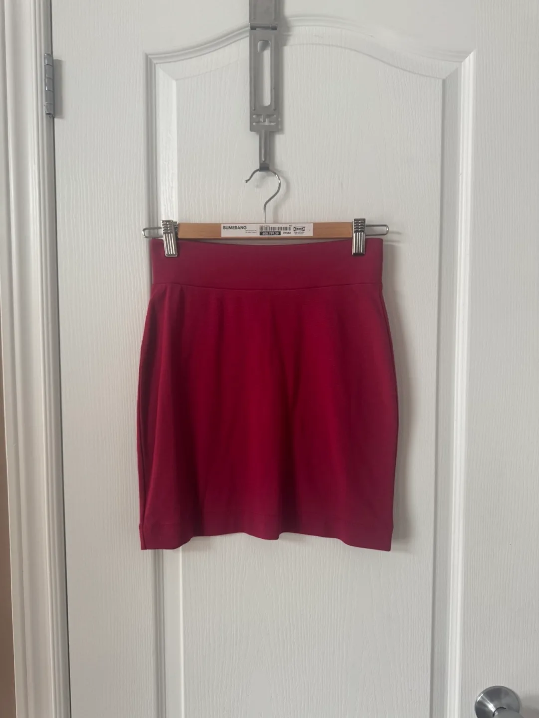 H&M Red Mini Skirt - Size 4 image indicator(2)