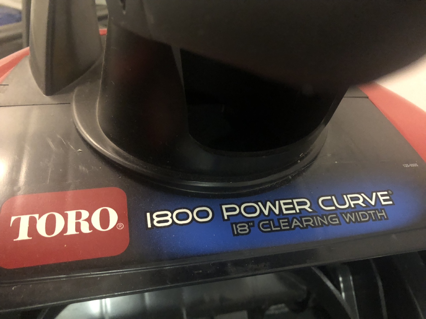 Toro 1800 Power Curve 18" Snowblower - photo 2