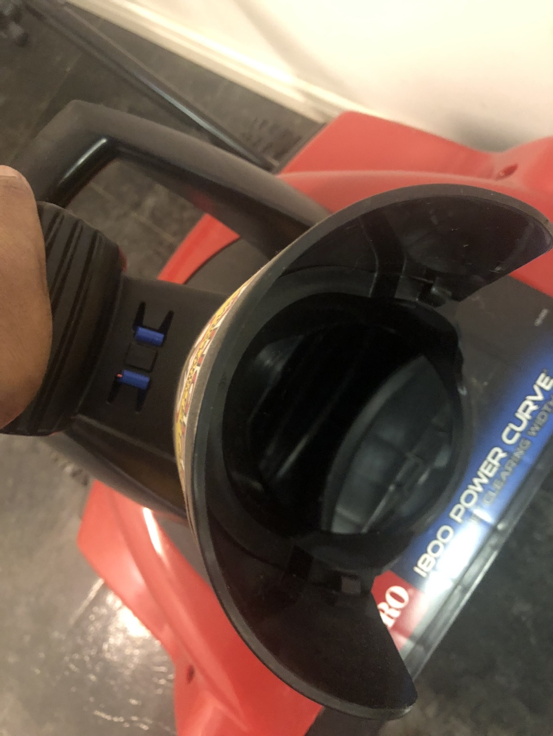 Toro 1800 Power Curve 18" Snowblower - photo 3