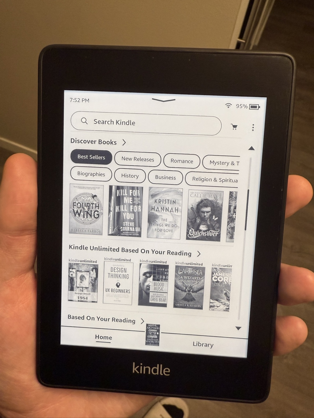 Kindle Paperwhite 10th Gen - photo 3