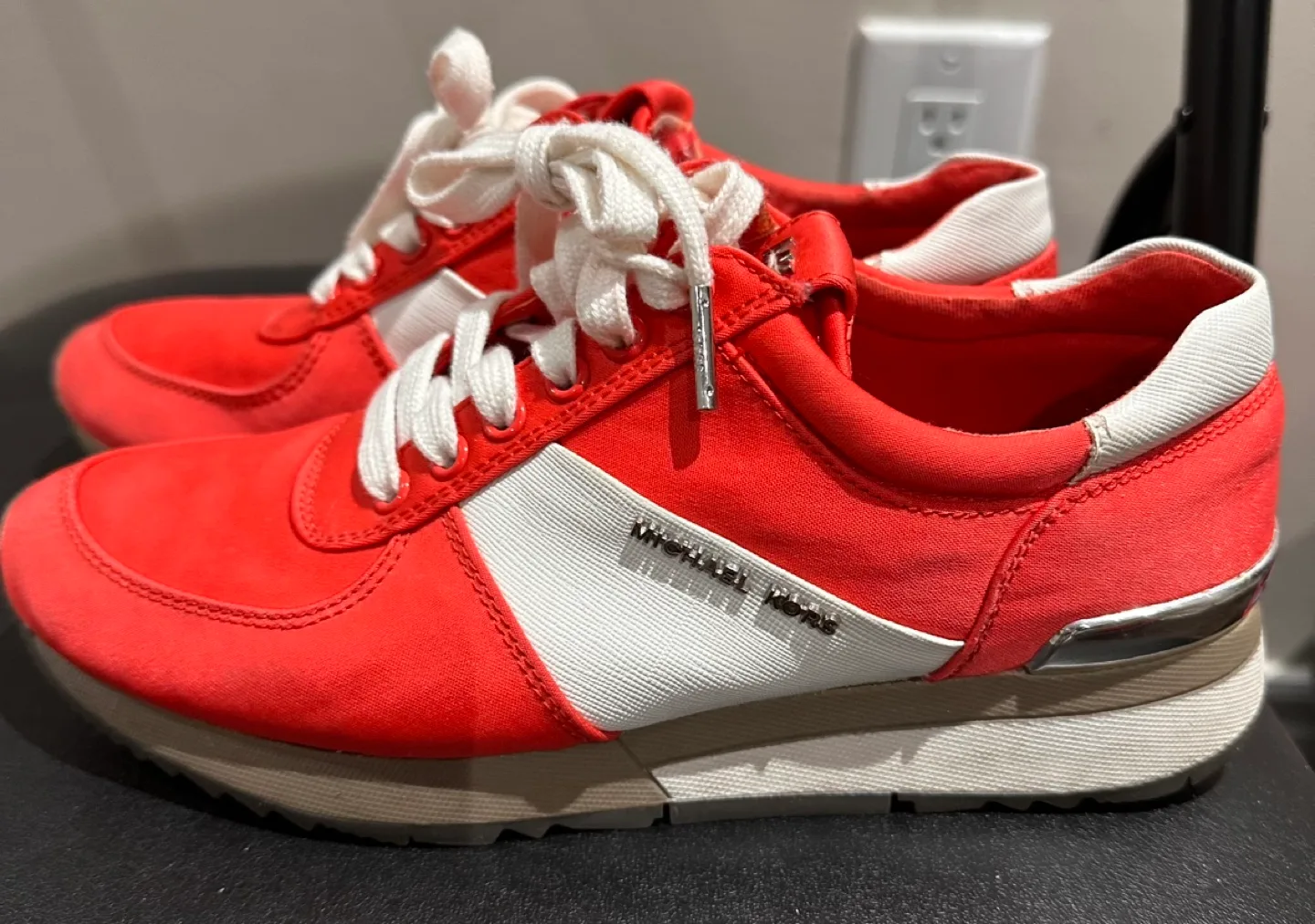 Michael Kors Women's Red and White Sneakers - Size 6M image indicator(2)