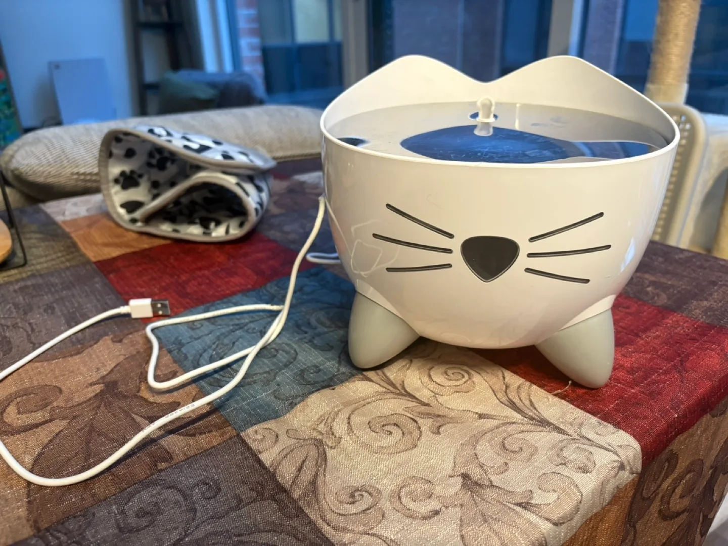 Catit Pixi Cat Fountain - 2.5L