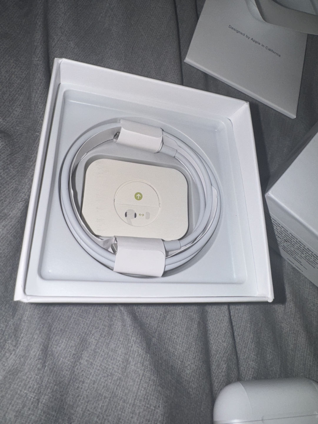Apple AirPods Pro 2nd gen- New in Box - photo 3