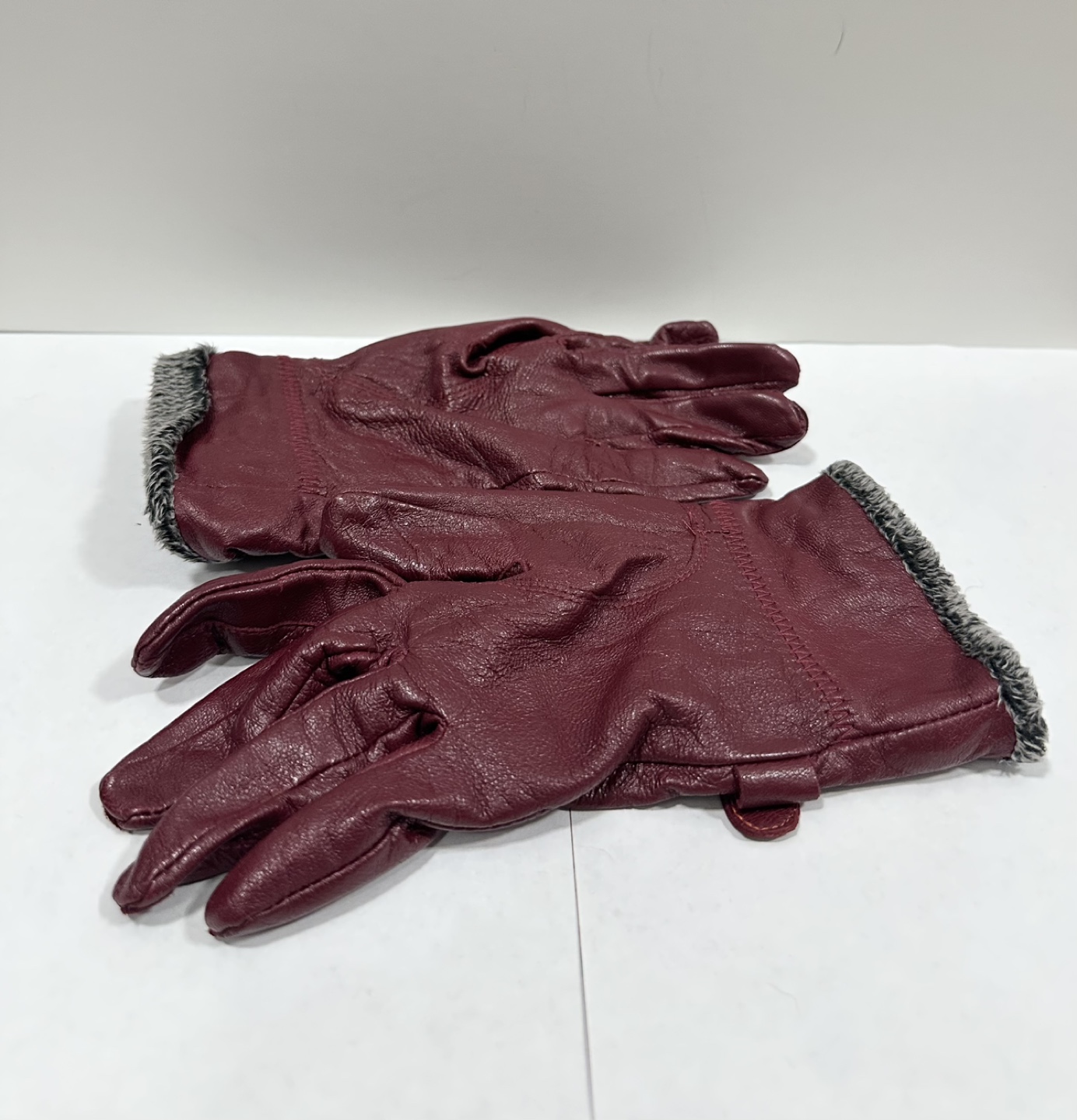 Burgundy Leather Gloves with Faux Fur Cuff - photo 3