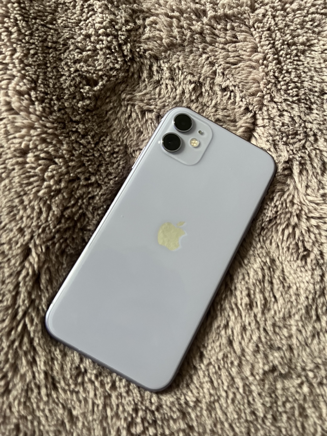 iPhone 11 64GB Lilac - Excellent Condition