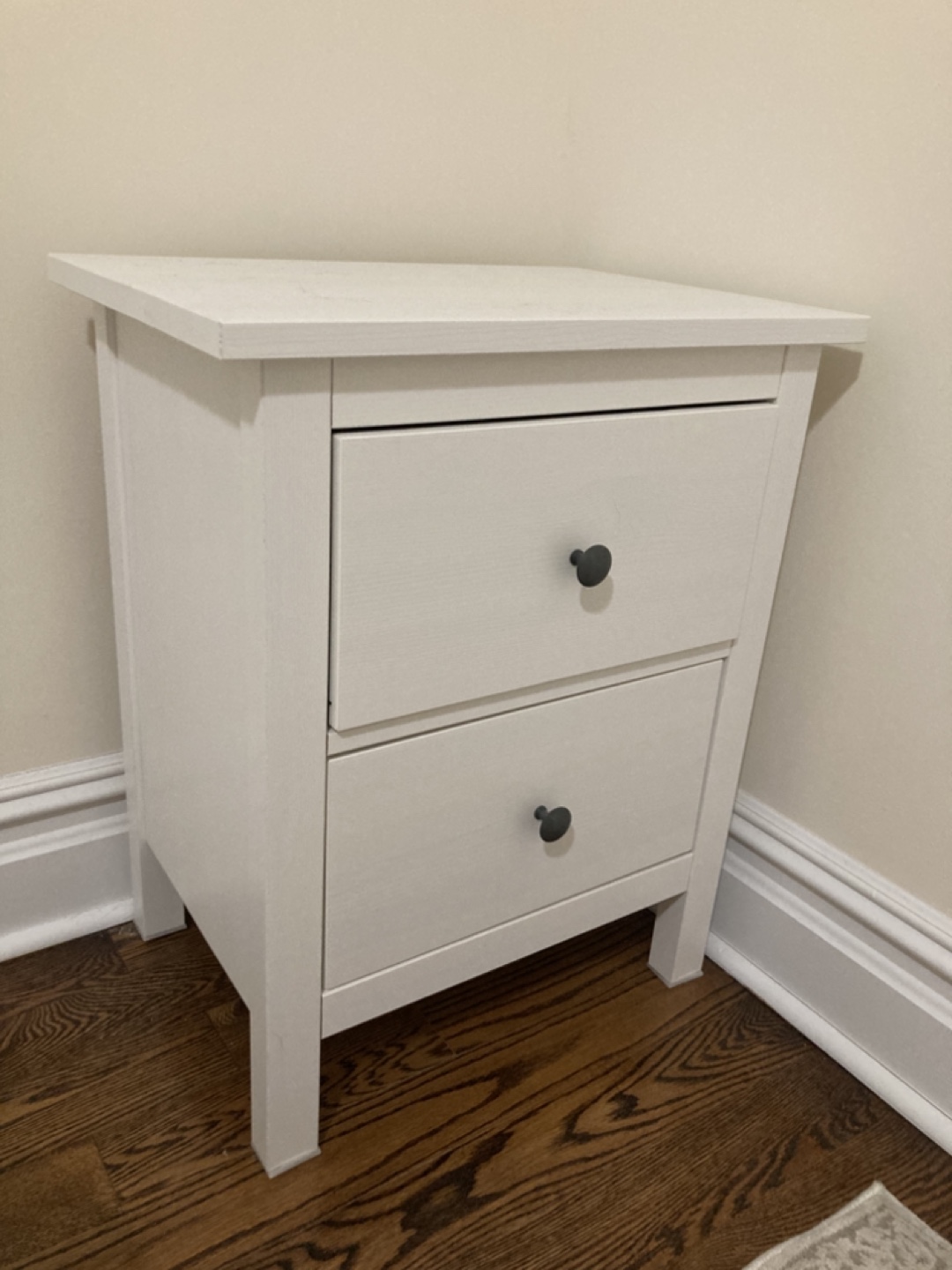 White 2-Drawer Nightstand - photo 2