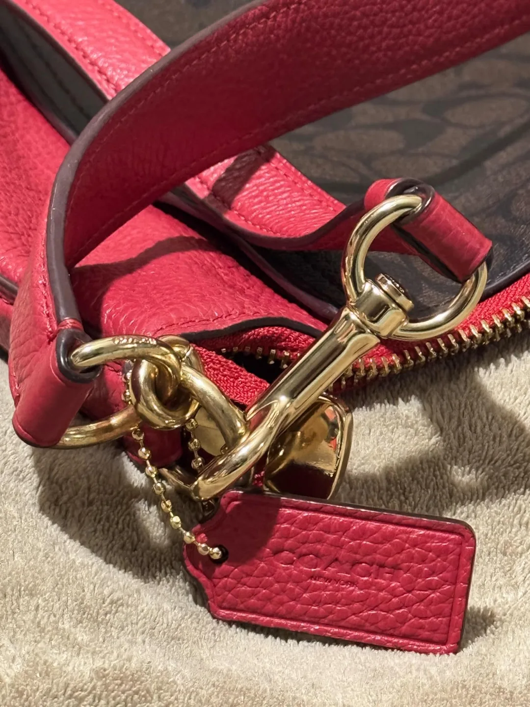 COACH Marlon Hobo in Signature Canvas image indicator(7)