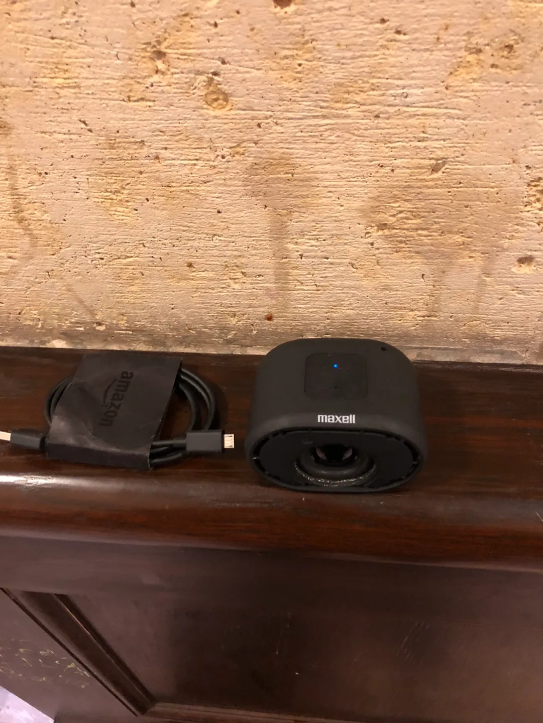 Maxell Portable Bluetooth Speaker thumbnail