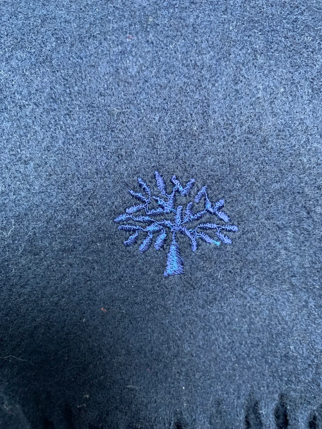 Mulberry 100% Lambswool Navy Blue Scarf image indicator(2)