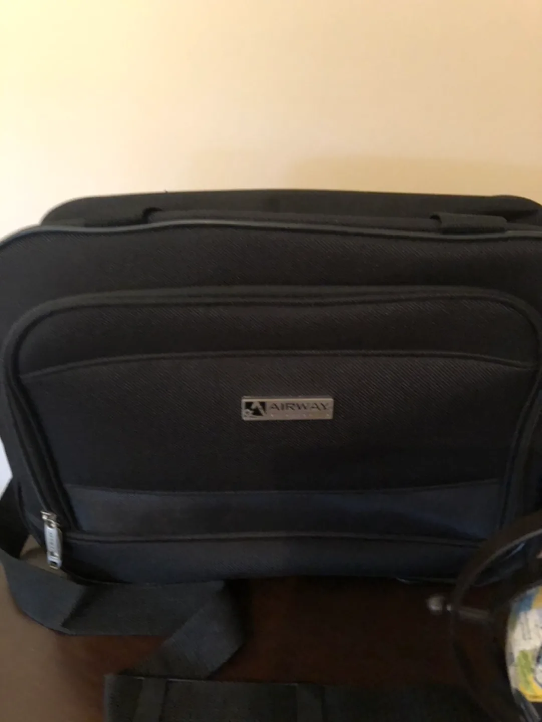 Airway Carry-On Travel Bag image indicator(2)