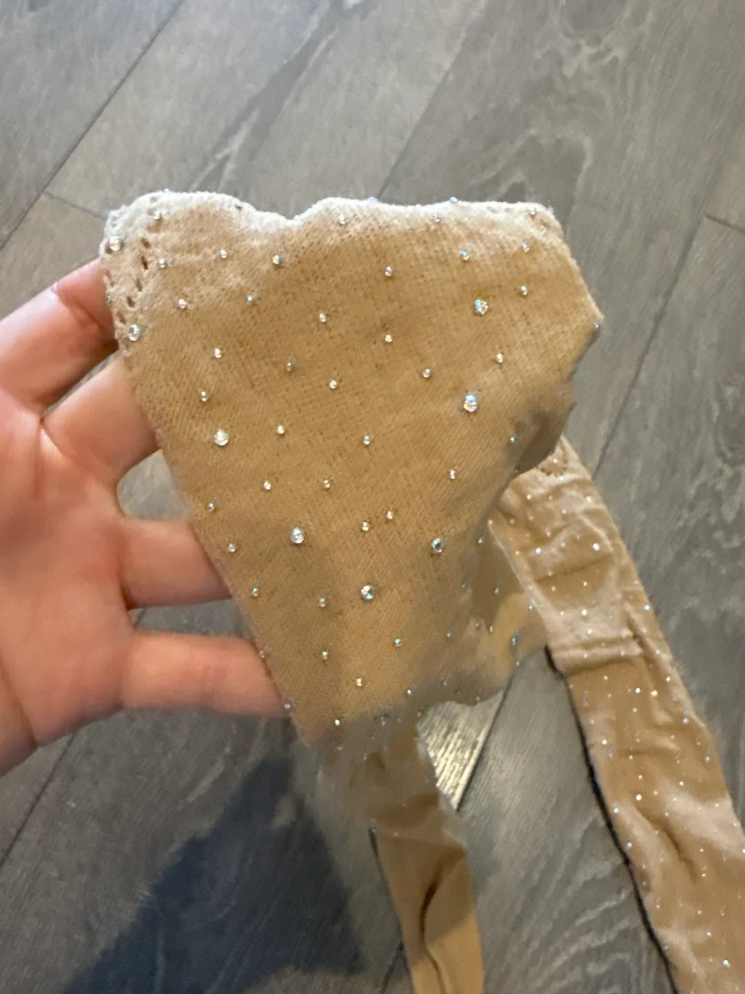 NEW Rhinestone embellished beige fishnet tights image indicator(2)