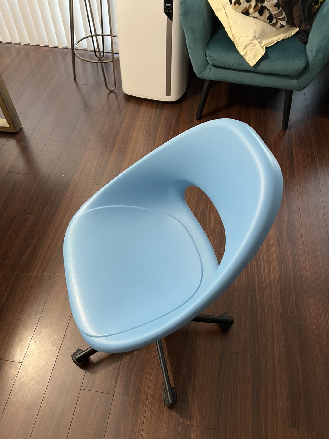 Modern Swivel Desk Chair - Light Blue - photo 2