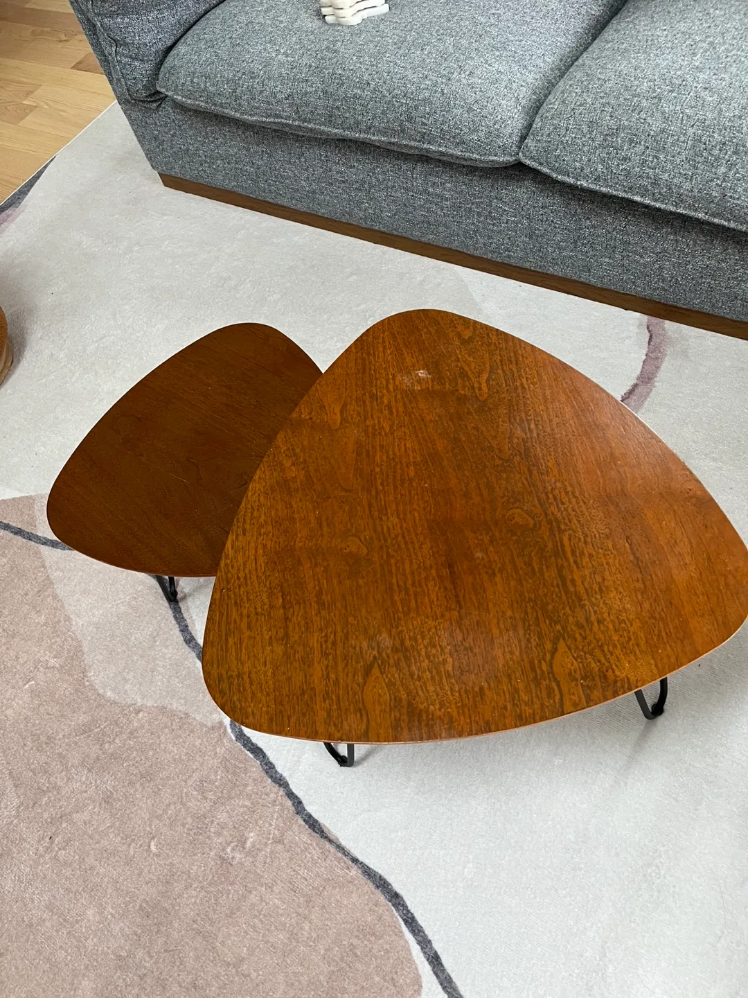 Mid-Century Modern Nest of Tables image indicator(2)