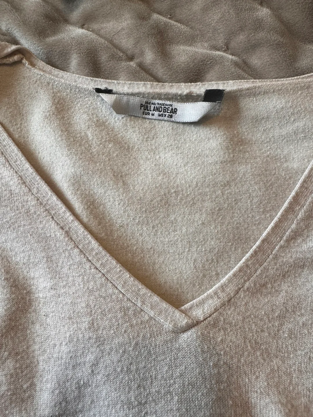 Pull & Bear Beige V-Neck Sweater Size M image indicator(2)