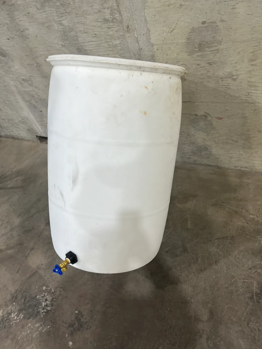 50 gallon rain barrel image indicator(2)