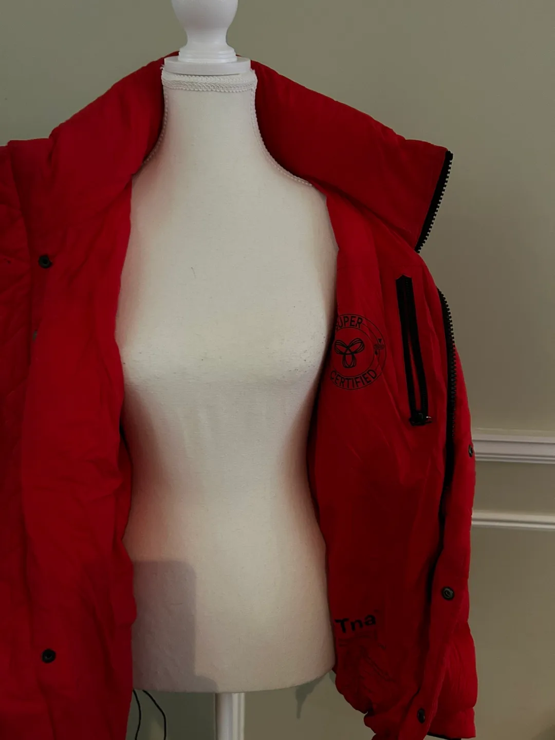 Tna Red Down Puffer Jacket image indicator(2)