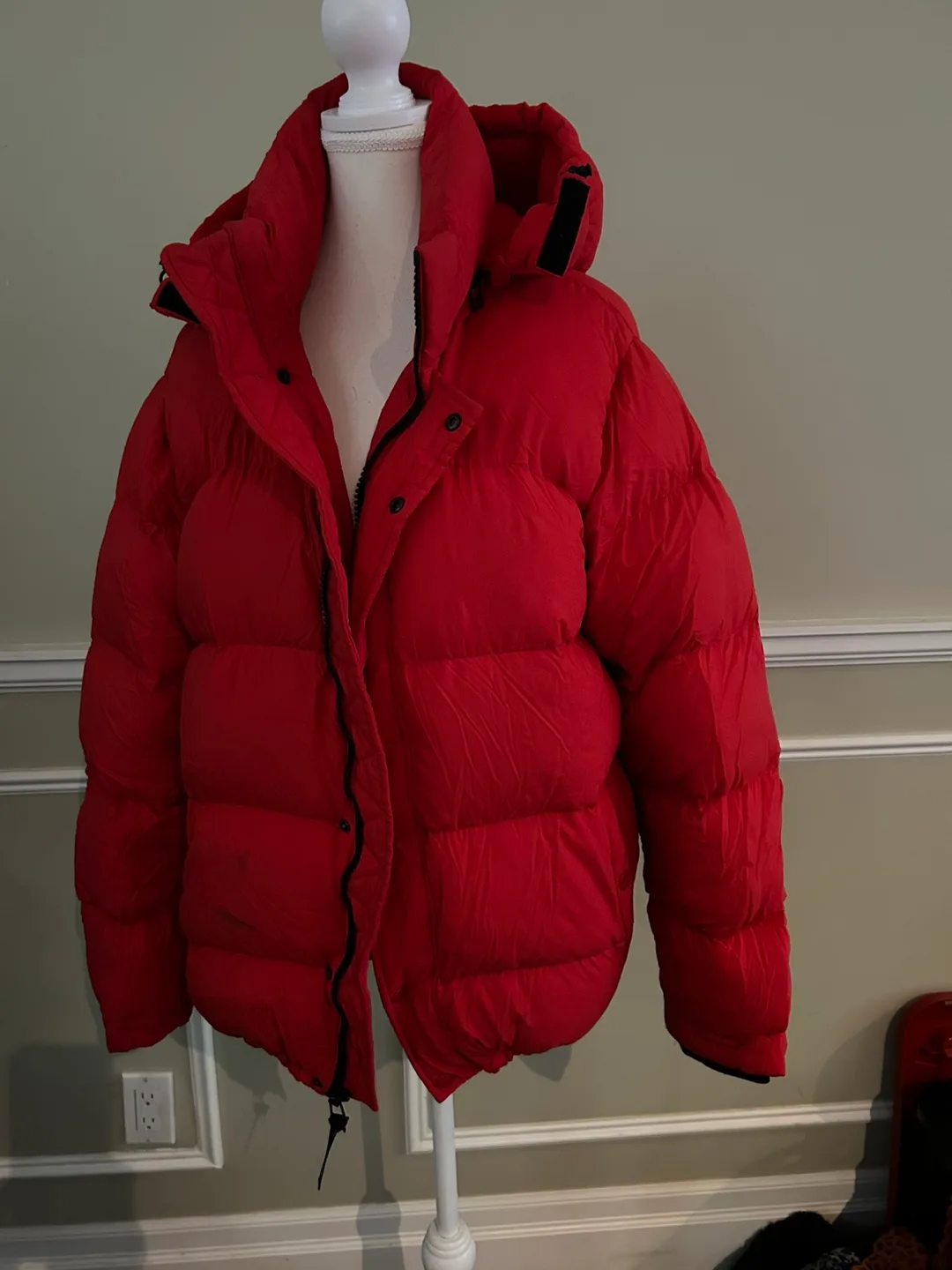 Tna Red Down Puffer Jacket image indicator(3)