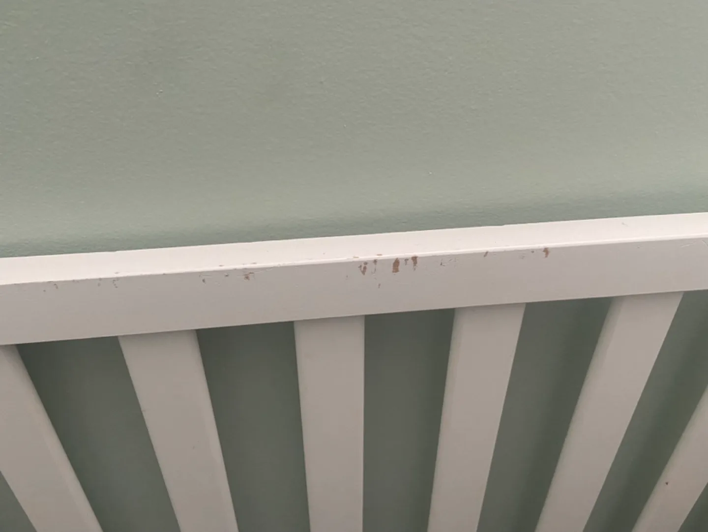 Convertible crib and mattress image indicator(3)