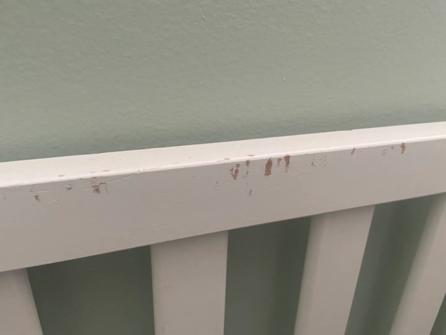 Convertible crib and mattress image indicator(2)