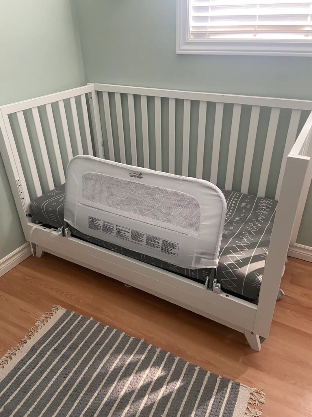 Convertible crib and mattress image indicator(4)